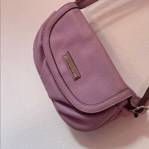 ROSETTI Elegant Purple Shoulder Bag with Sleek Design